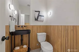 3020 NE 95th St, Seattle, WA 98115 - Photo 7