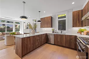 3020 NE 95th St, Seattle, WA 98115 - Photo 11