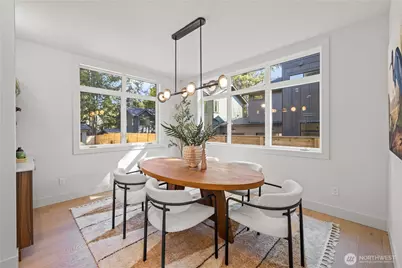 3020 NE 95th Street, Seattle, WA 98115 - Photo 9