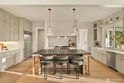 7322 58th Ave NE, Seattle, WA 98115 - Photo 3