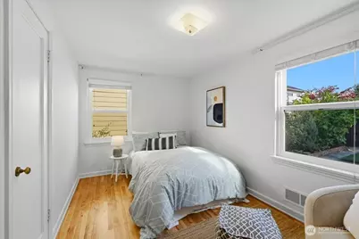7548 28th Avenue NW, Seattle, WA 98117 - Photo 15
