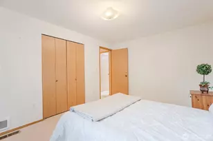 19507 55th Ave NE, Lake Forest Park, WA 98155 - Photo 13