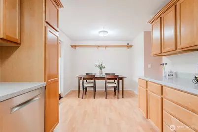 19507 55th Ave NE, Lake Forest Park, WA 98155 - Photo 7