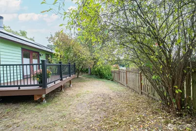 19507 55th Ave NE, Lake Forest Park, WA 98155 - Photo 21