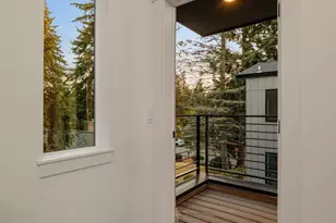 14340 Bagley Ave N, Seattle, WA 98133 - Photo 15