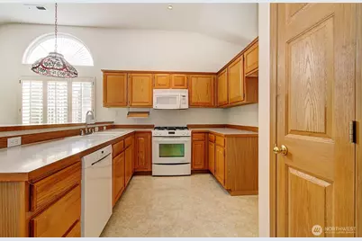 4704 Rolling Meadows Drive, Washougal, WA 98671 - Photo 13