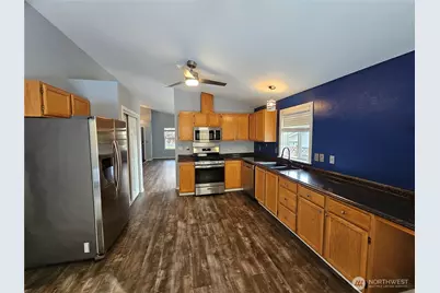 6610 105th Street NE, Marysville, WA 98270 - Photo 7