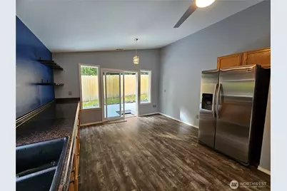 6610 105th Street NE, Marysville, WA 98270 - Photo 9
