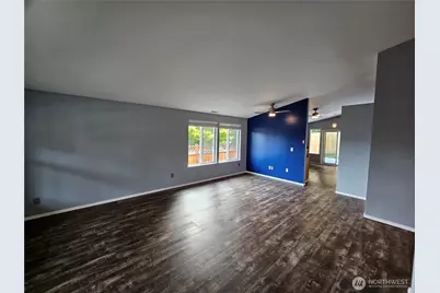 6610 105th Street NE, Marysville, WA 98270 - Photo 3