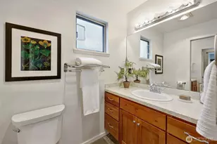 1929 42nd Ave E, Seattle, WA 98112 - Photo 17