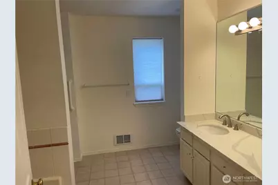 2426 James Place #303, Langley, WA 98260 - Photo 19