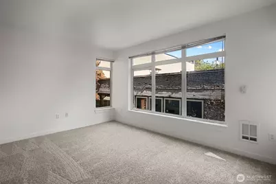 1610 Belmont Avenue #314, Seattle, WA 98122 - Photo 3