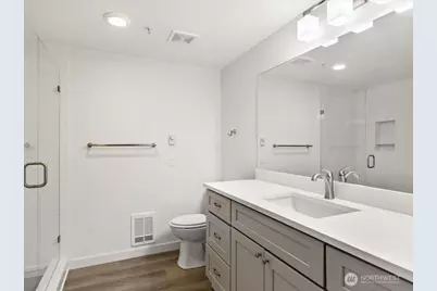 4133 224th Lane SE #112, Issaquah, WA 98029 - Photo 11