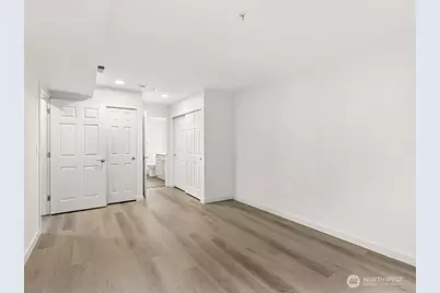 4133 224th Lane SE #112, Issaquah, WA 98029 - Photo 9