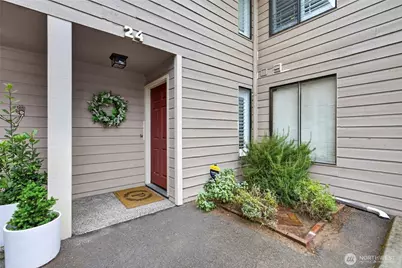 1555 Union Avenue NE #24E, Renton, WA 98059 - Photo 3