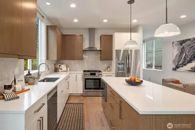 5447 21st Avenue SW, Seattle, WA 98106 - Photo 7