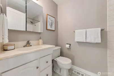8417 S 17th Street, Tacoma, WA 98465 - Photo 23