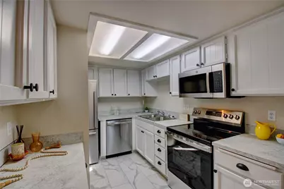 2630 Club Court #101, Mount Vernon, WA 98273 - Photo 13