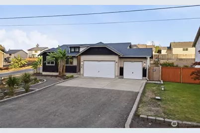 3635 Nevada Avenue E, Port Orchard, WA 98366 - Photo 3
