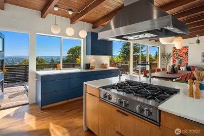 7282 S 135th Street, Seattle, WA 98178 - Photo 11