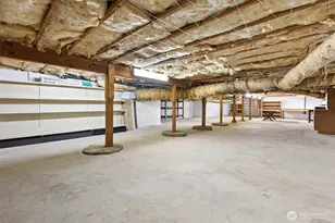 14118 Beverly Park Rd, Edmonds, WA 98026 - Photo 29