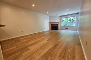 10501 8th Ave NE, Seattle, WA 98125 - Photo 7