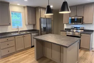 375 Union Ave SE, Renton, WA 98059 - Photo 3