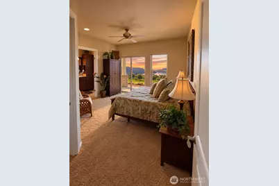 23190 Sunserra Loop NW #B-11, Quincy, WA 98848 - Photo 13