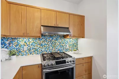 2208 E Alder Street, Seattle, WA 98122 - Photo 9