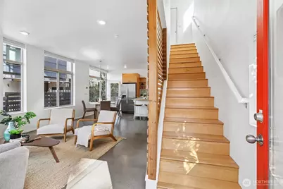 2208 E Alder Street, Seattle, WA 98122 - Photo 3