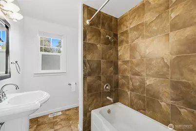 610 North Street SE, Tumwater, WA 98501 - Photo 13