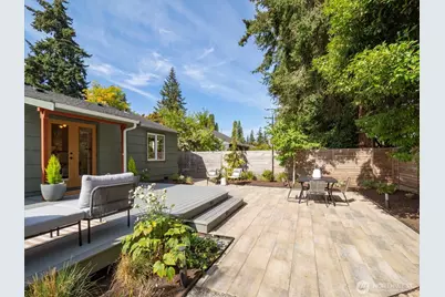 15522 1st Avenue NW, Shoreline, WA 98177 - Photo 17