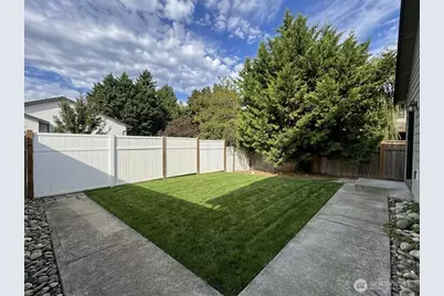 726 Reiten Road, Kent, WA 98030 - Photo 15