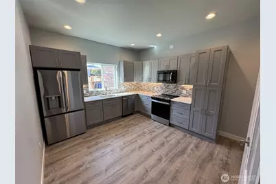 726 Reiten Road, Kent, WA 98030 - Photo 3