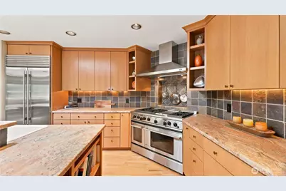 2701 266th Avenue SE, Sammamish, WA 98075 - Photo 11