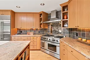 2701 266th Ave SE, Sammamish, WA 98075 - Photo 11
