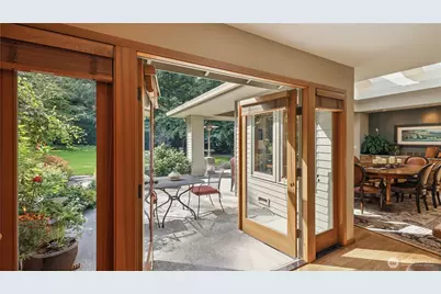 2701 266th Avenue SE, Sammamish, WA 98075 - Photo 13