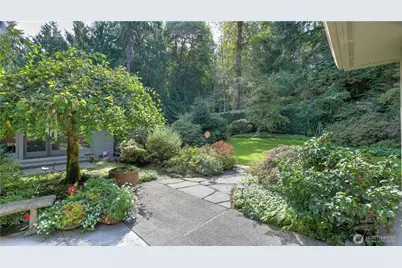 2701 266th Avenue SE, Sammamish, WA 98075 - Photo 35