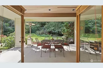 2701 266th Avenue SE, Sammamish, WA 98075 - Photo 17