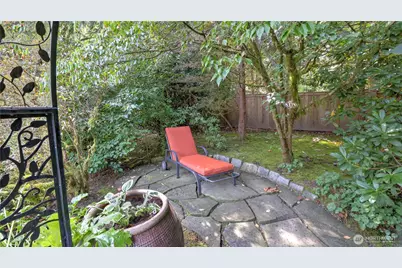 2701 266th Avenue SE, Sammamish, WA 98075 - Photo 37