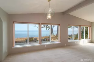 180 Cypress Cir, Port Angeles, WA 98362 - Photo 11