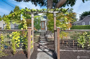 1218 NE 117th St, Seattle, WA 98125 - Photo 31