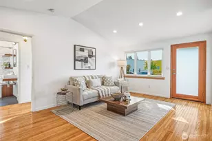 1218 NE 117th St, Seattle, WA 98125 - Photo 15