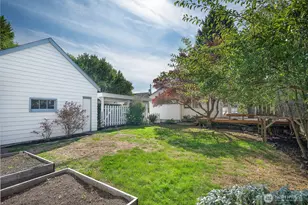 1218 NE 117th St, Seattle, WA 98125 - Photo 35