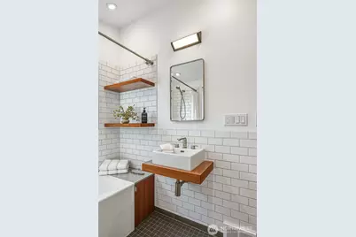 1218 NE 117th Street, Seattle, WA 98125 - Photo 21