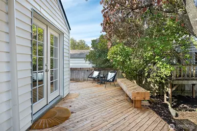1218 NE 117th Street, Seattle, WA 98125 - Photo 37