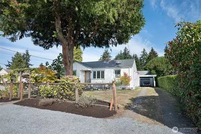 1218 NE 117th Street, Seattle, WA 98125 - Photo 1