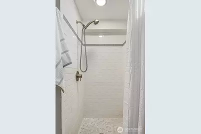 1218 NE 117th Street, Seattle, WA 98125 - Photo 29