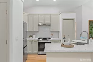 2925 West LK Sammamish Pkwy NE, Redmond, WA 98052 - Photo 15