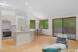 2925 West LK Sammamish Pkwy NE, Redmond, WA 98052 - Photo 13